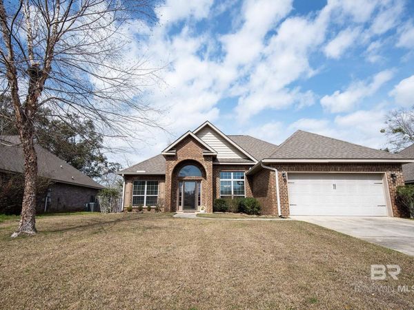 10849 Eastwood Avenue, Fairhope, AL 36532