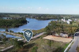 8127 Jack Island Drive photo 4