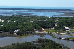 8127 Jack Island Drive photo 4
