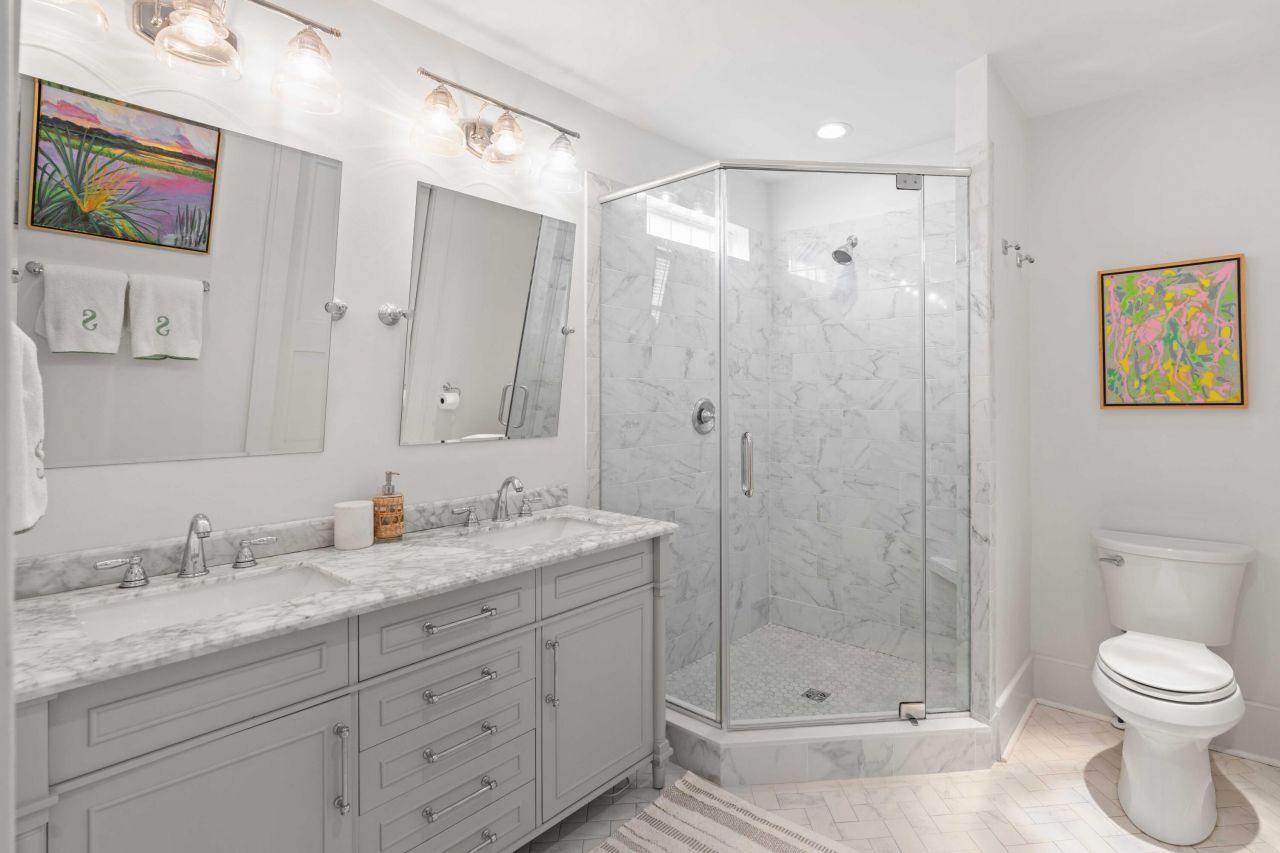 237 Gordon Street Photo 18