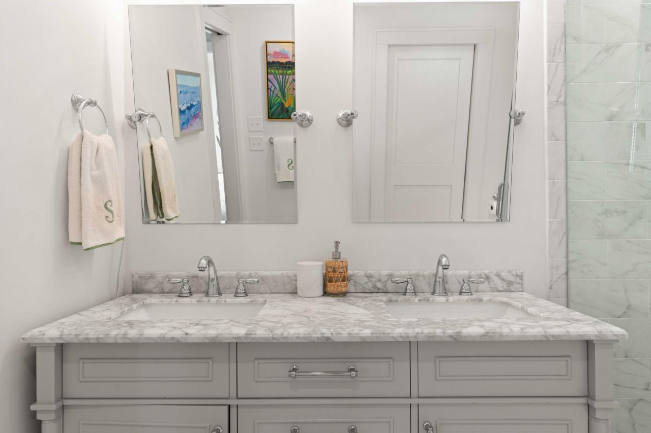 237 Gordon Street Photo 19