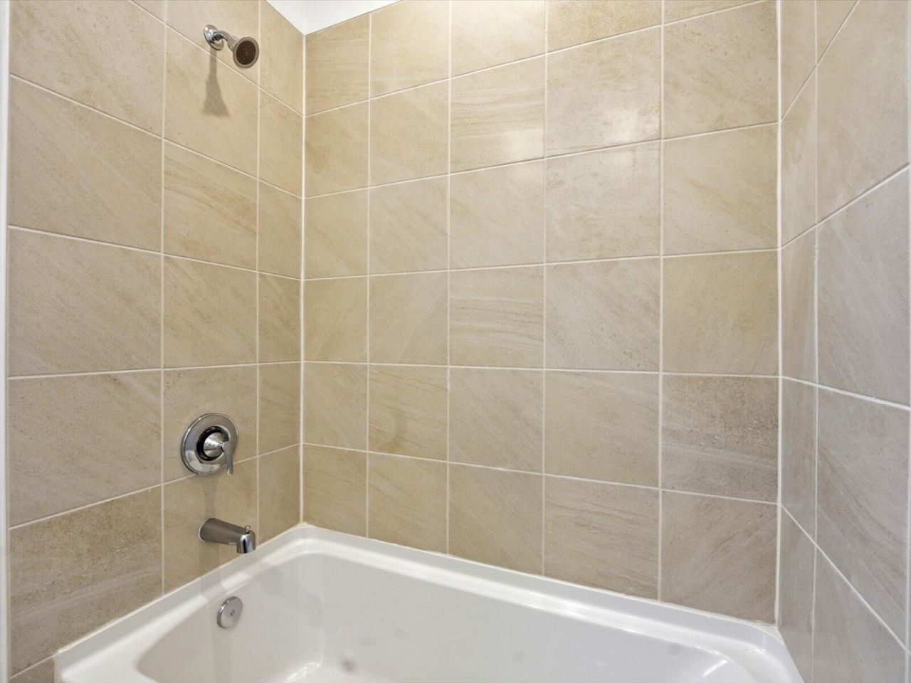 359 Calm Water Way Photo 25