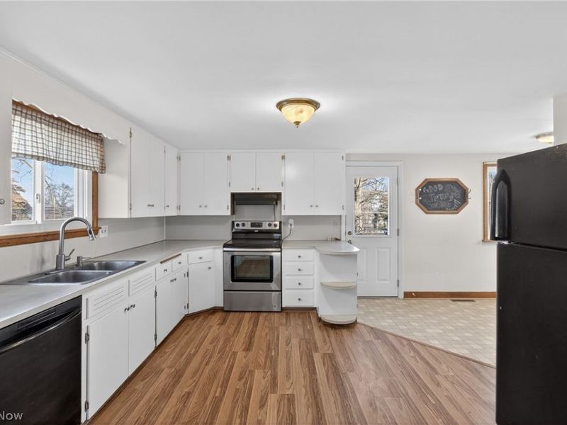 106 S Second, Rittman, OH 44270 Photo 9