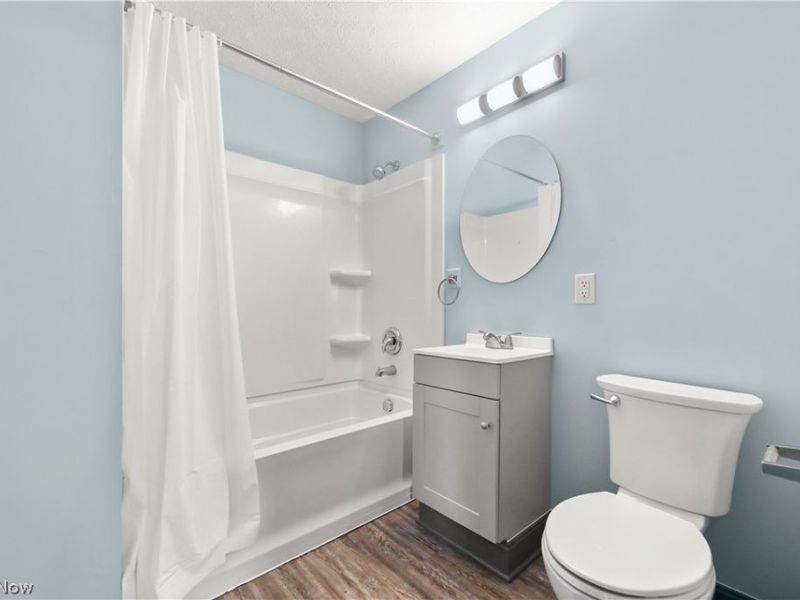 840 E Buchtel Avenue, Akron, OH 44305 Photo 13