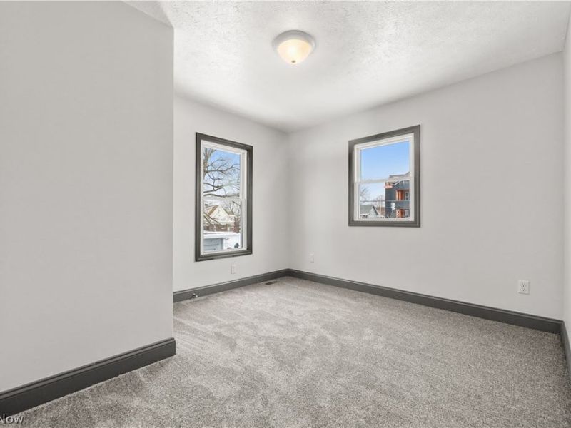 840 E Buchtel Avenue, Akron, OH 44305 Photo 20