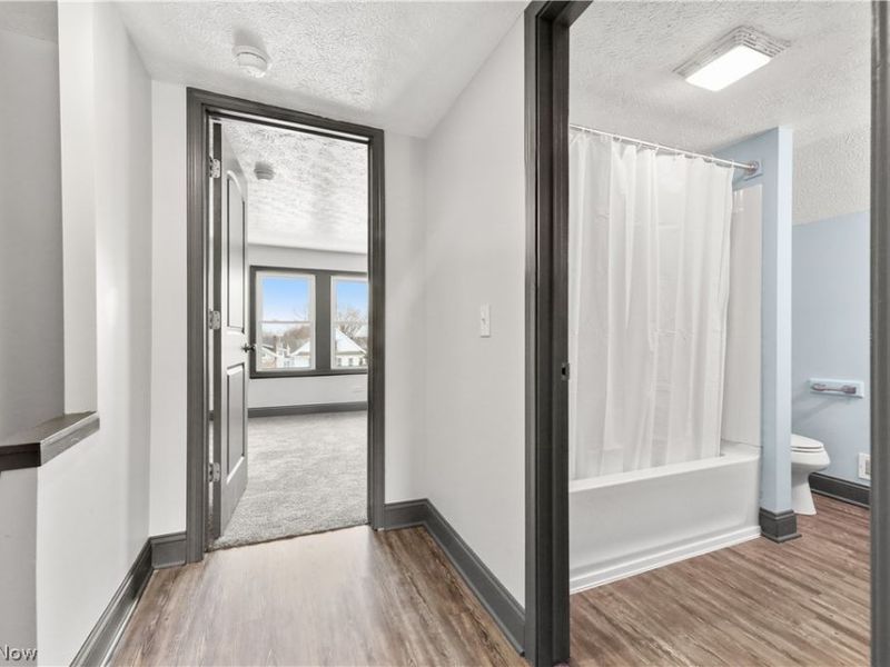 840 E Buchtel Avenue, Akron, OH 44305 Photo 23