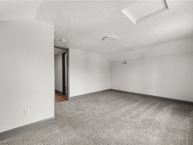 840 E Buchtel Avenue, Akron, OH 44305 Photo 30