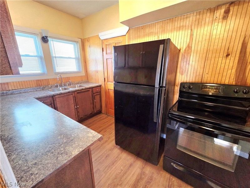 110 Bell Avenue, Unit Down, Elyria, OH 44035 Photo 6