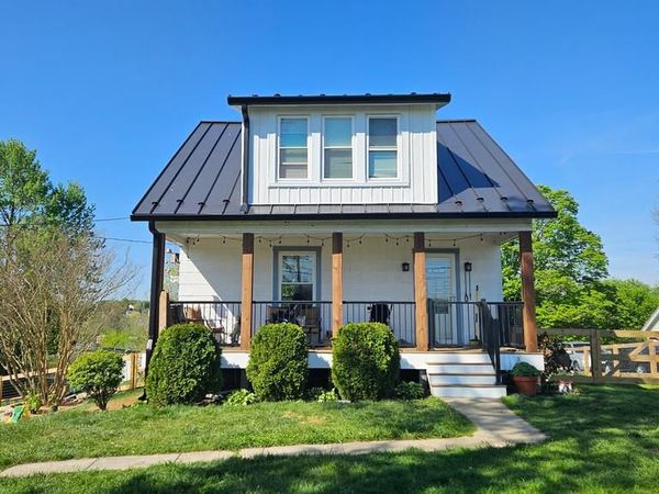 1038 GREEN VALLEY ROAD, NEW WINDSOR, MD 21776