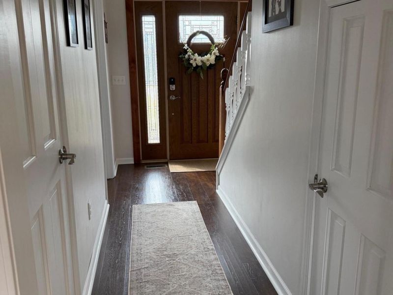 1595 Fox Run, Troy, OH 45373 Photo 2