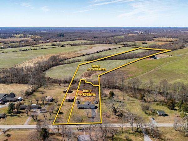 2036 Old McMinnville Hwy , Woodbury, TN 37190