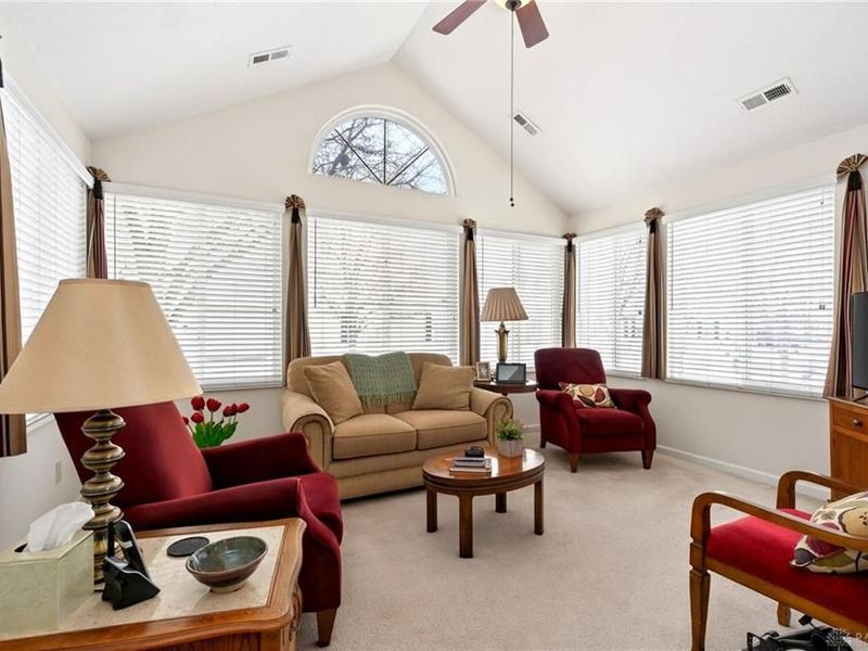 4606 Cobblestone Drive, Tipp City, OH 45371 Photo 10