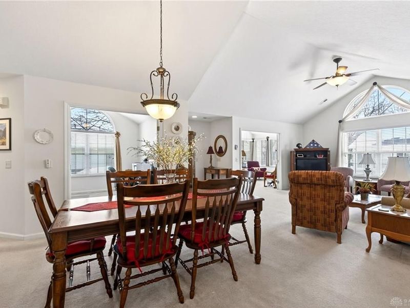 4606 Cobblestone Drive, Tipp City, OH 45371 Photo 14