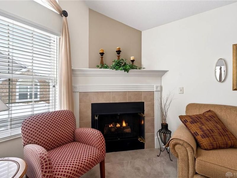 4606 Cobblestone Drive, Tipp City, OH 45371 Photo 7