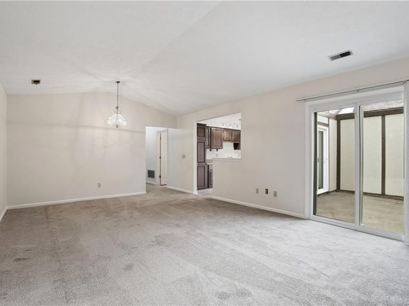 8603 Sea Pines Lane, Dayton, OH 45458 Photo 10