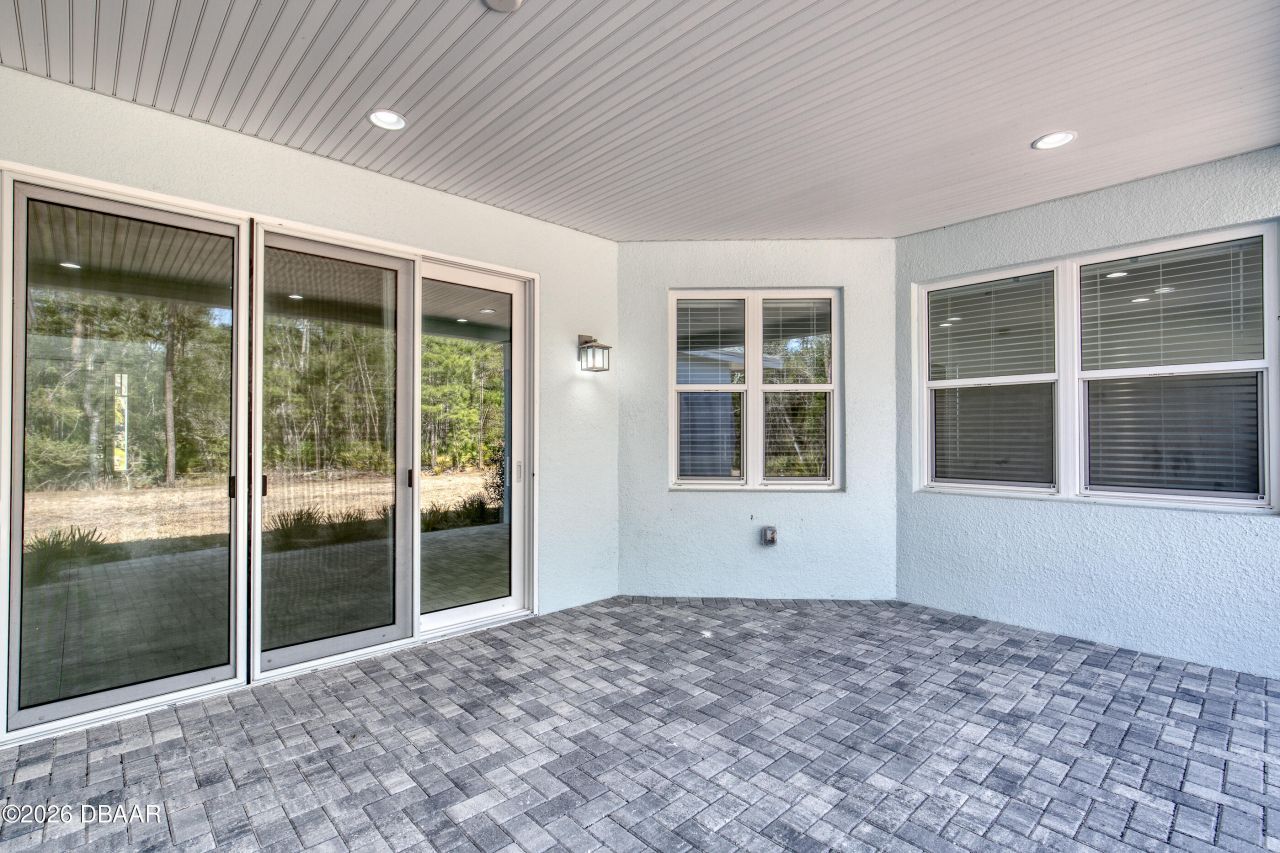 672 Hang Loose Way, Daytona Beach, FL 32124 Photo