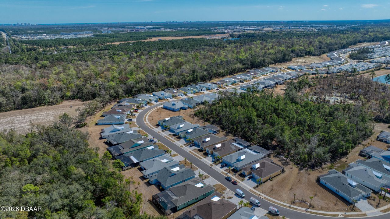 672 Hang Loose Way, Daytona Beach, FL 32124 Photo