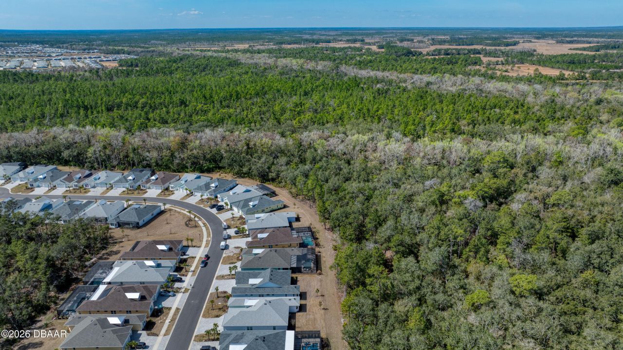 672 Hang Loose Way, Daytona Beach, FL 32124 Photo