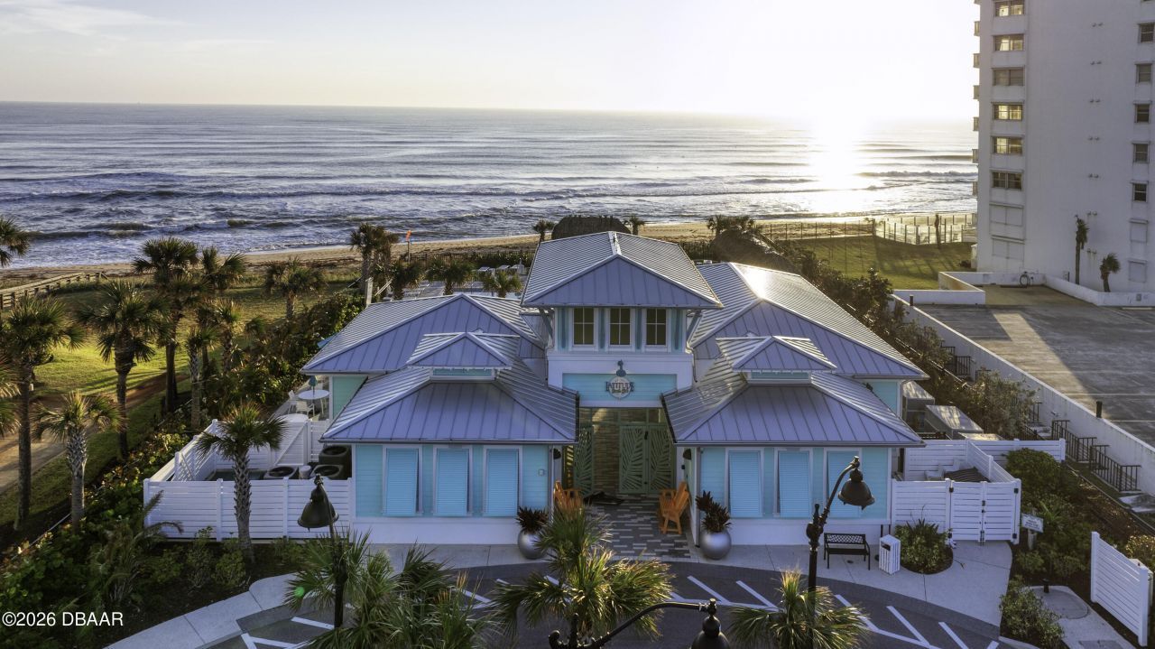 672 Hang Loose Way, Daytona Beach, FL 32124 Photo