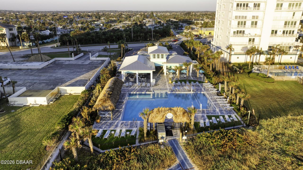 672 Hang Loose Way, Daytona Beach, FL 32124 Photo