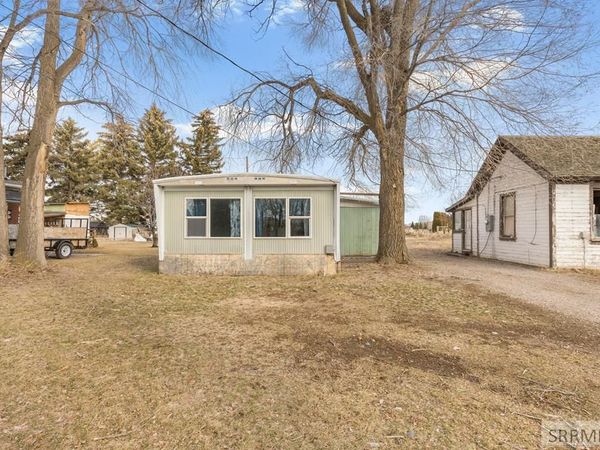 5571 Iona Road, IONA, ID 83427