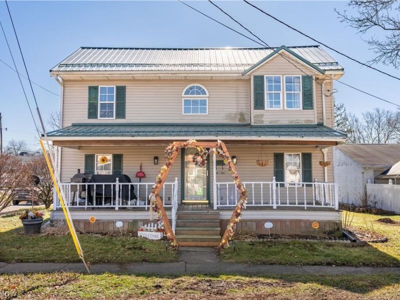 335 High Street SW, Carrollton, OH 44615 Photo 1