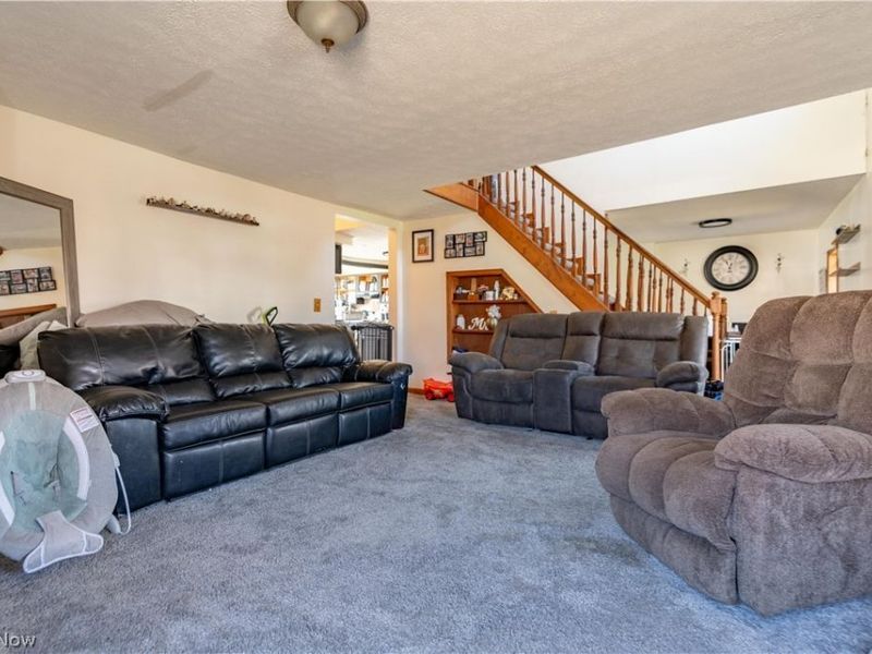 335 High Street SW, Carrollton, OH 44615 Photo 5