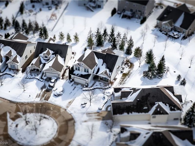 22227 North Trail, Strongsville, OH 44149 Photo 3