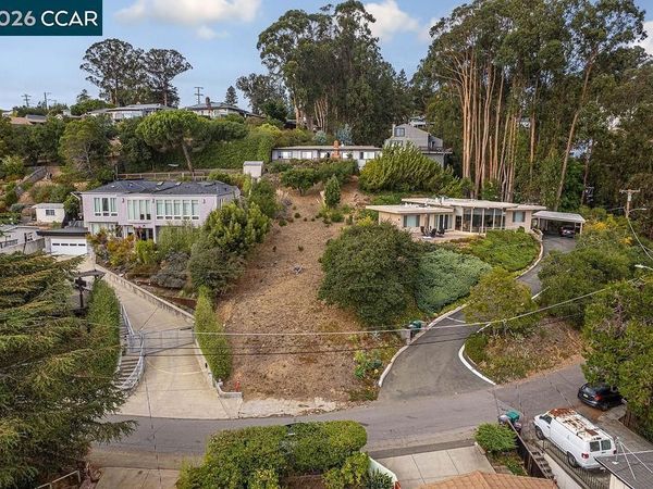 4445 4445 Arcadia, Oakland, CA 94602