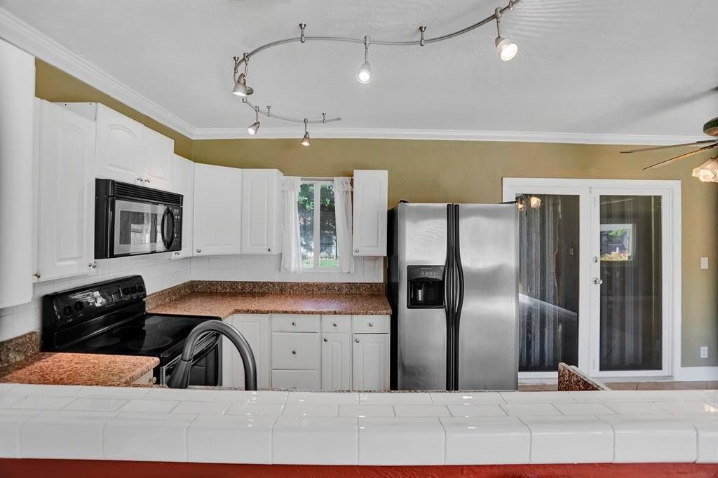 1129 NW 7th Terrace, Fort Lauderdale, FL 33311 Photo