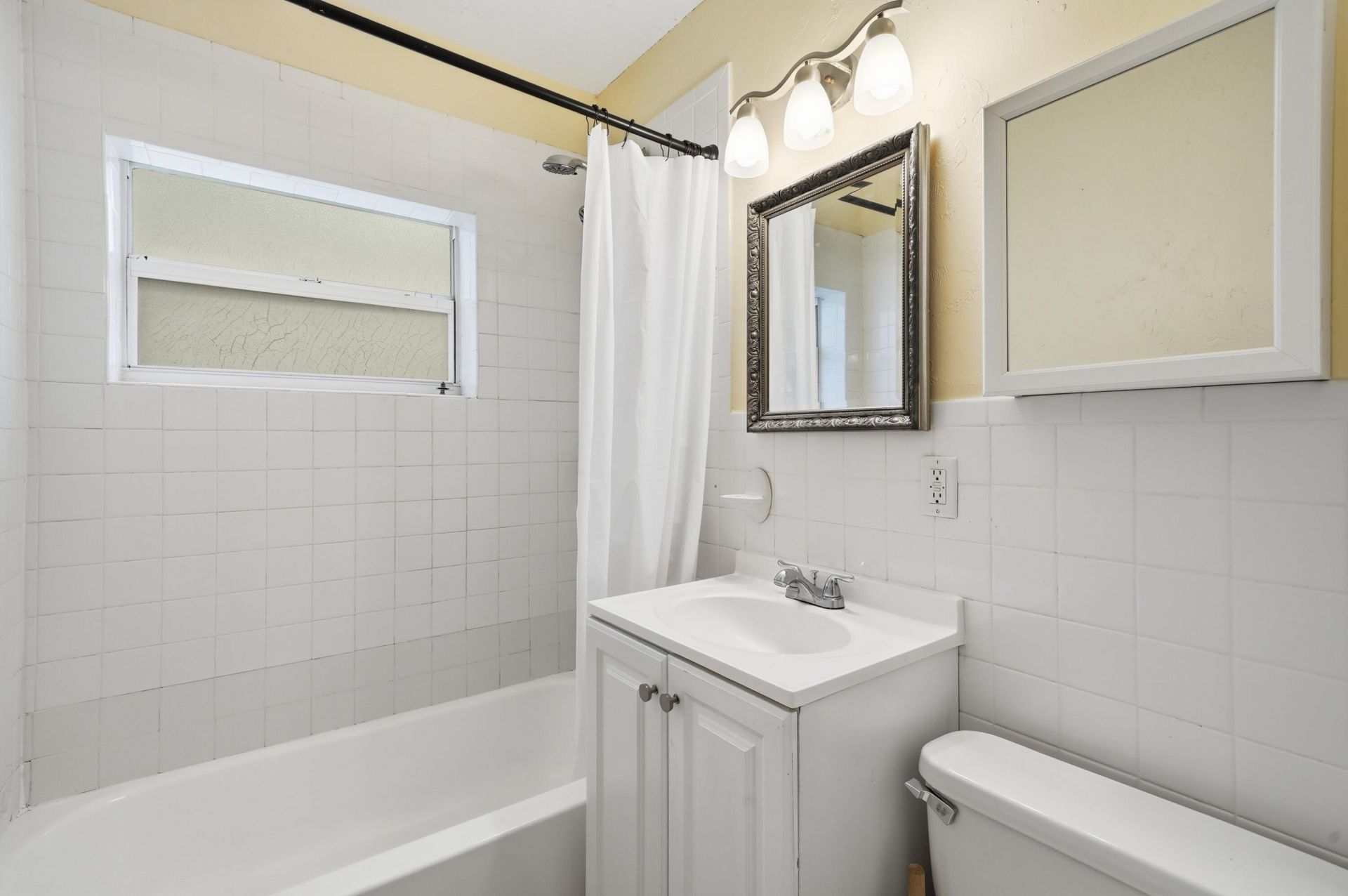 1129 NW 7th Terrace, Fort Lauderdale, FL 33311 Photo