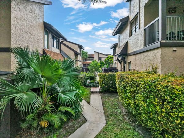 2311 Bayberry Dr, Unit 2311, Pembroke Pines, FL 33024