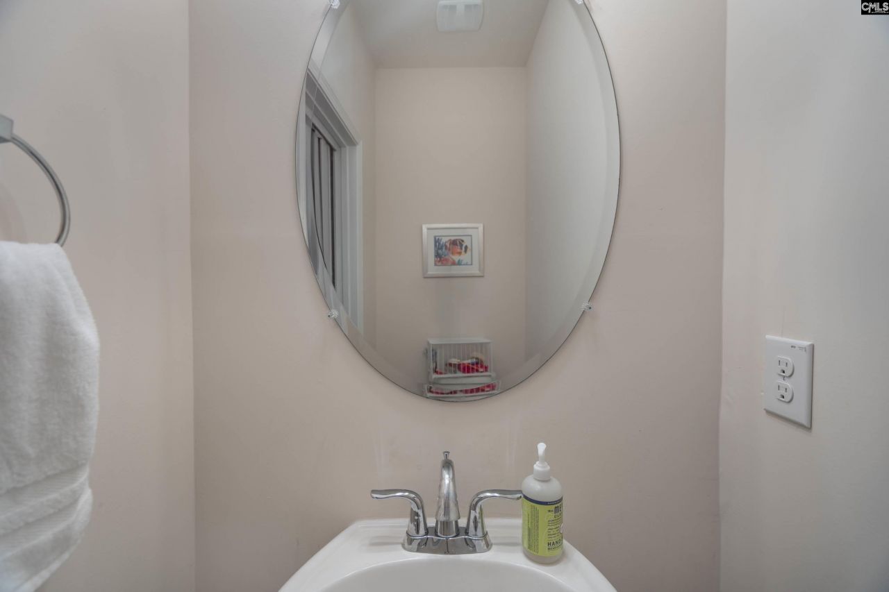 206 Orange Pond Court  Photo 10