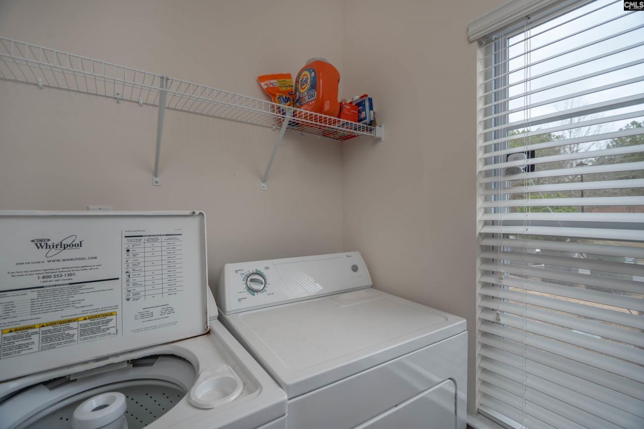 206 Orange Pond Court  Photo 9