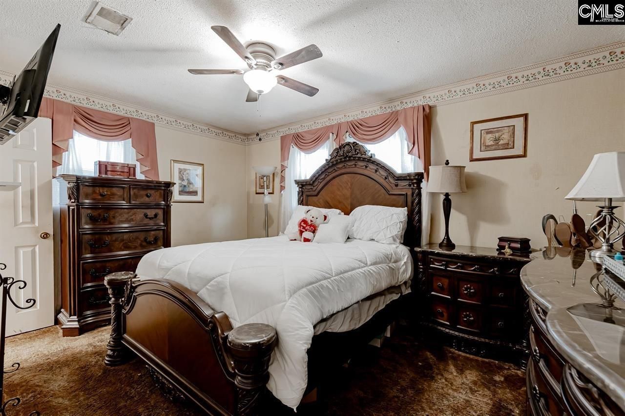 4032 Tavineer Drive Photo 13