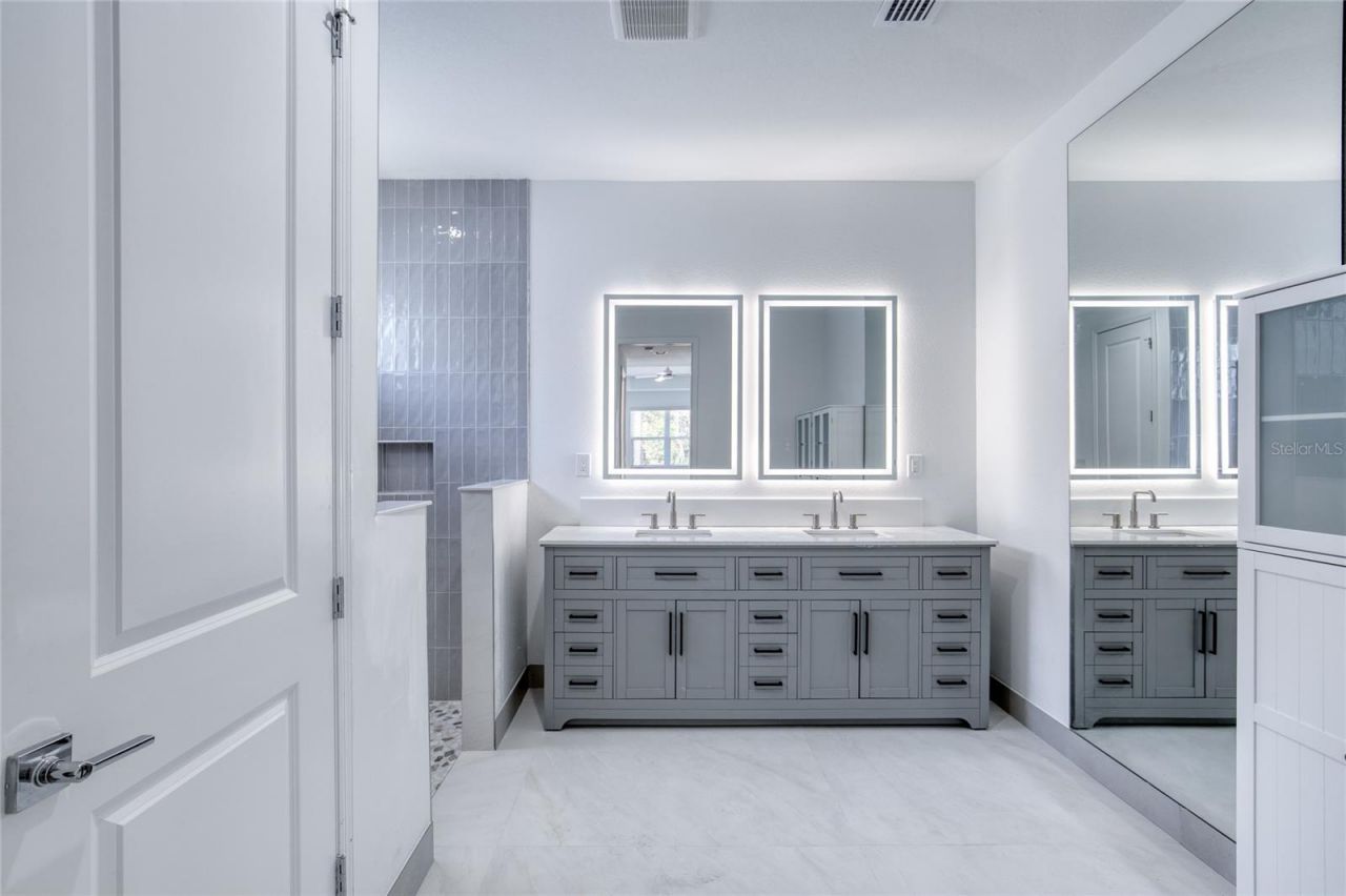 672 Hang Loose Way, Daytona Beach, FL 32124 Photo