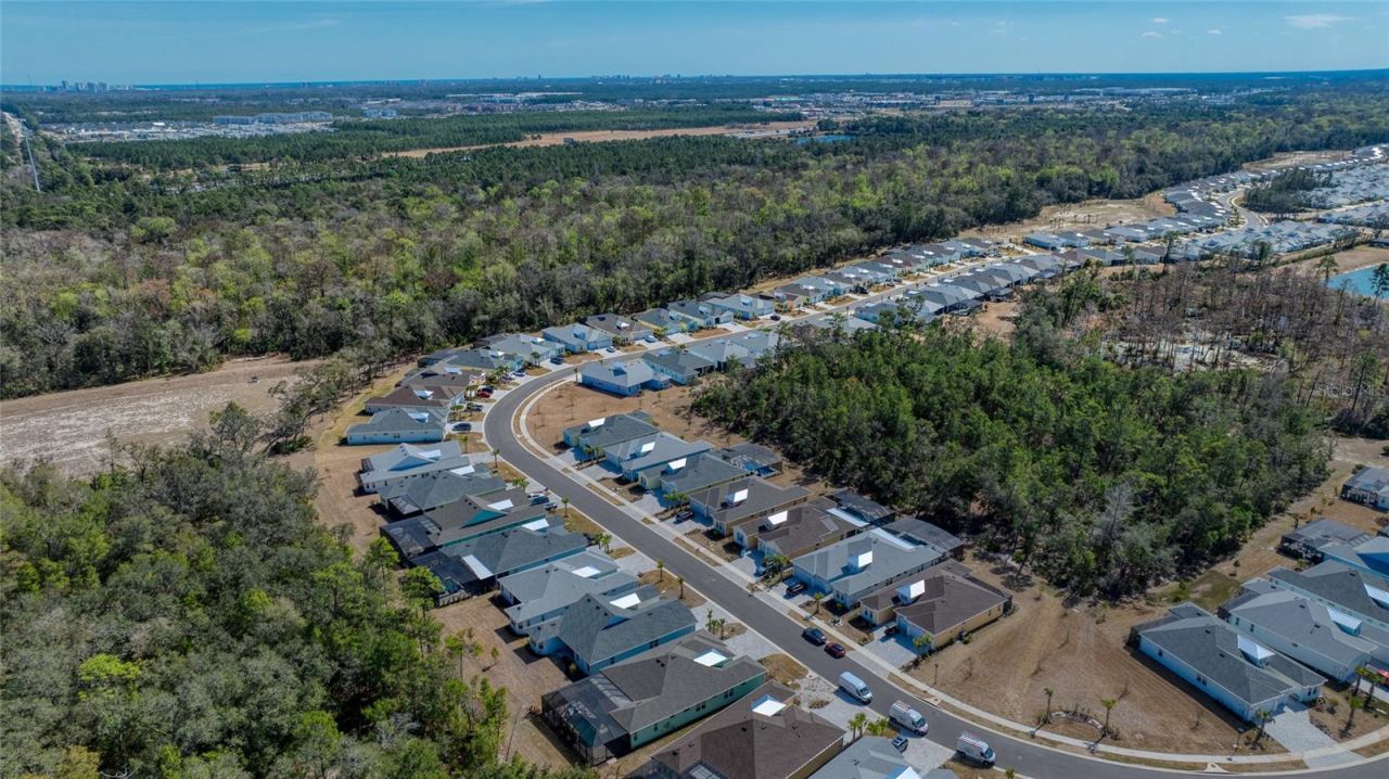 672 Hang Loose Way, Daytona Beach, FL 32124 Photo