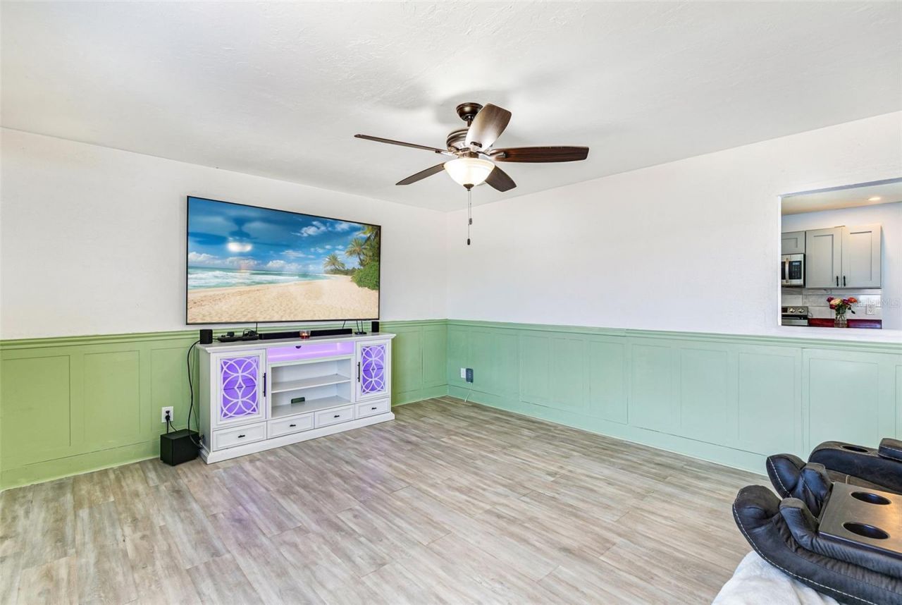 323 Greenwood Avenue, Lehigh Acres, FL 33936 Photo