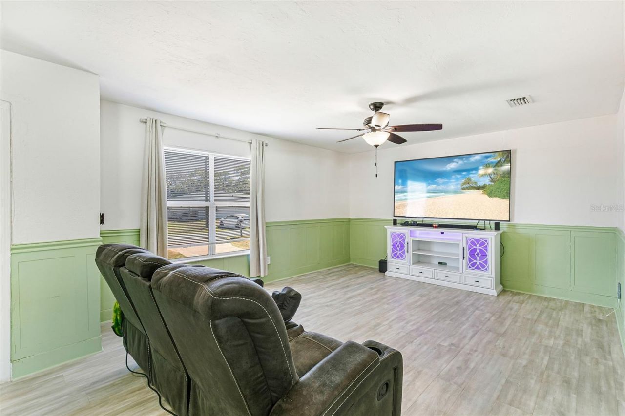 323 Greenwood Avenue, Lehigh Acres, FL 33936 Photo