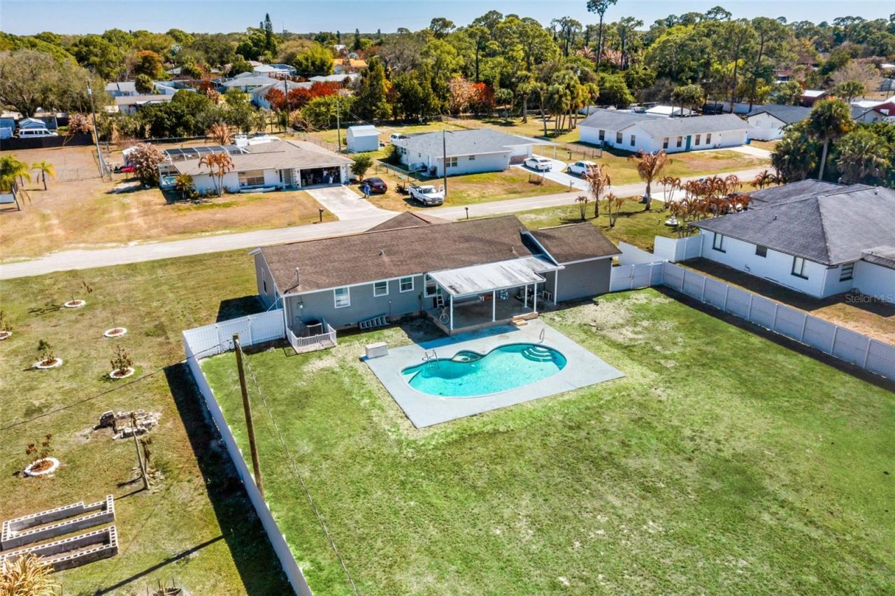 323 Greenwood Avenue, Lehigh Acres, FL 33936 Photo