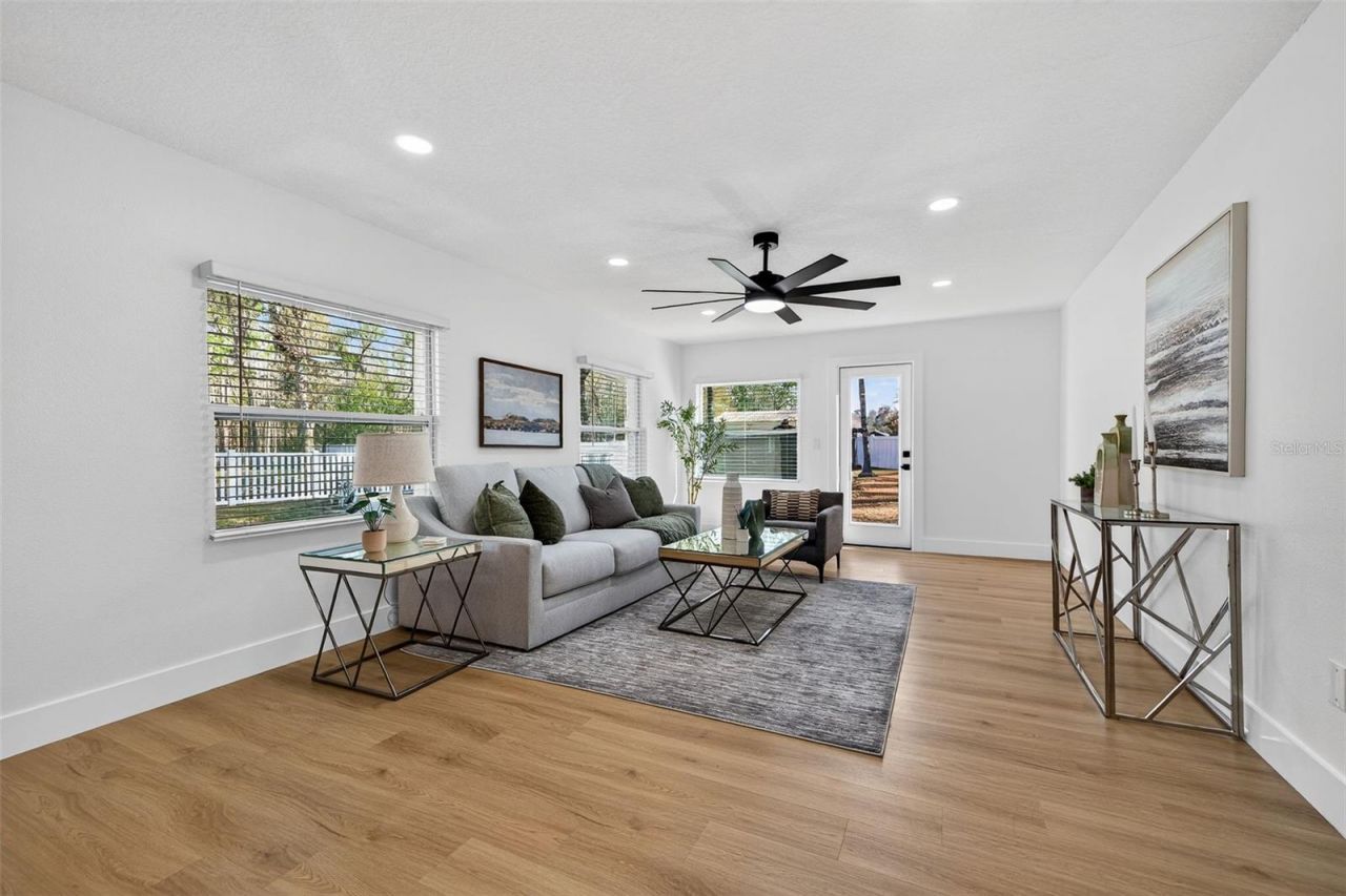 1120 Country Lane, Lutz, FL 33558 Photo