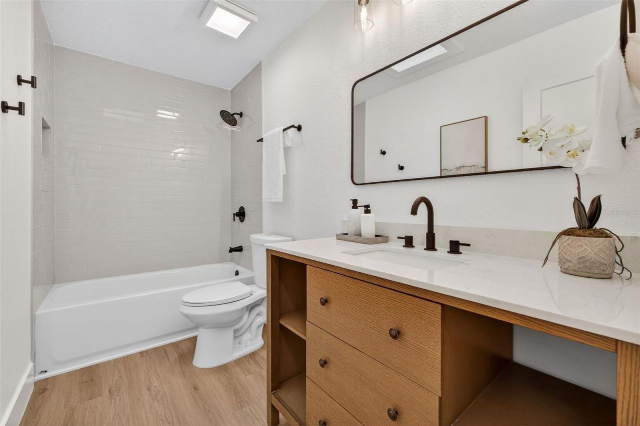 1120 Country Lane, Lutz, FL 33558 Photo