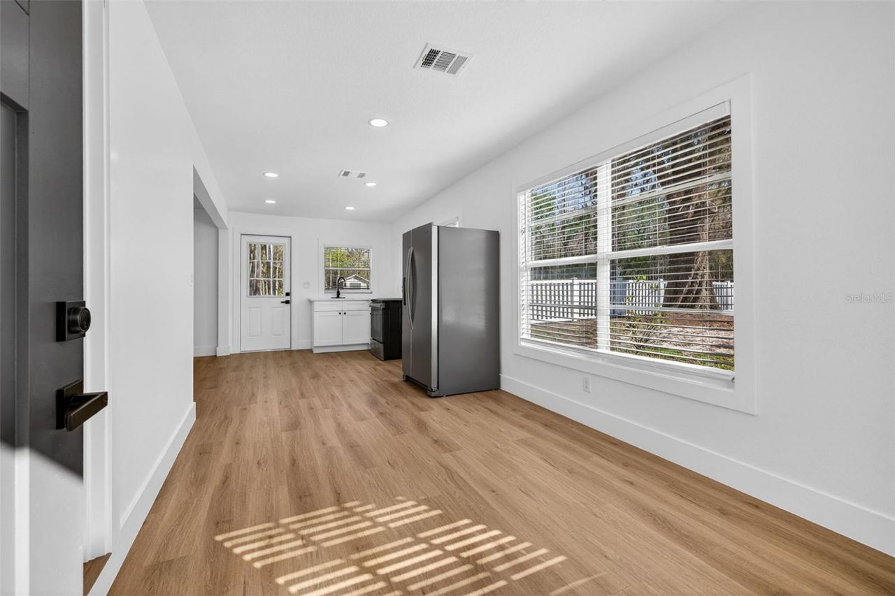 1120 Country Lane, Lutz, FL 33558 Photo