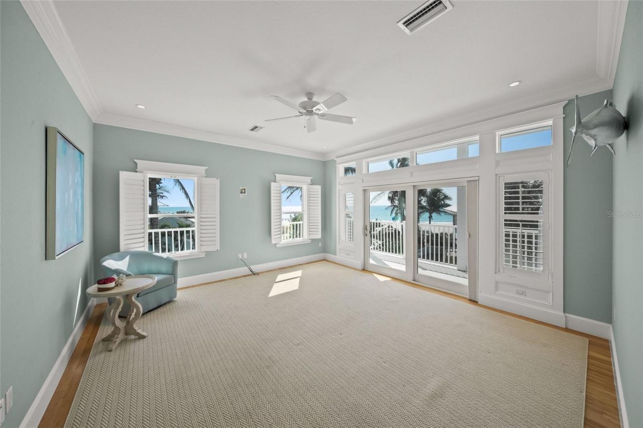 105 49th Street, Holmes Beach, FL 34217 Photo