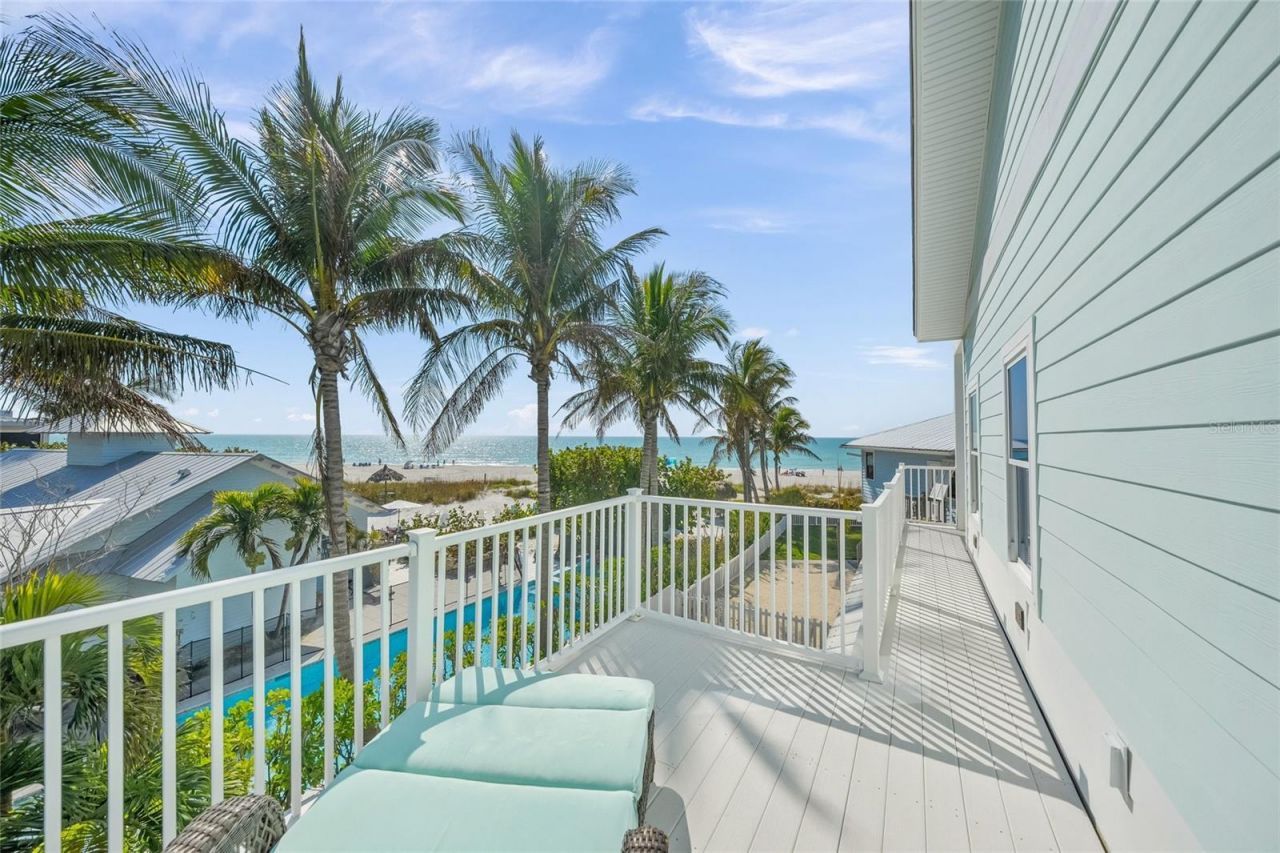 105 49th Street, Holmes Beach, FL 34217 Photo