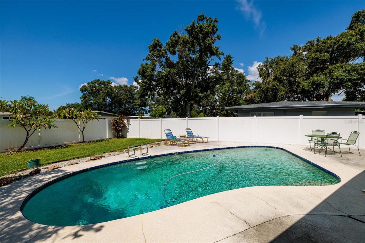 3700 56th Street N, Saint Petersburg, FL 33710 Photo