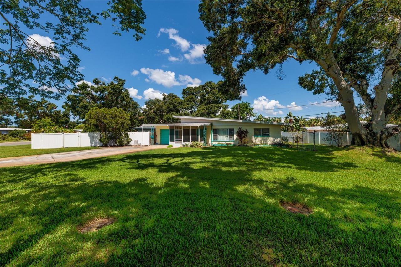 3700 56th Street N, Saint Petersburg, FL 33710 Photo