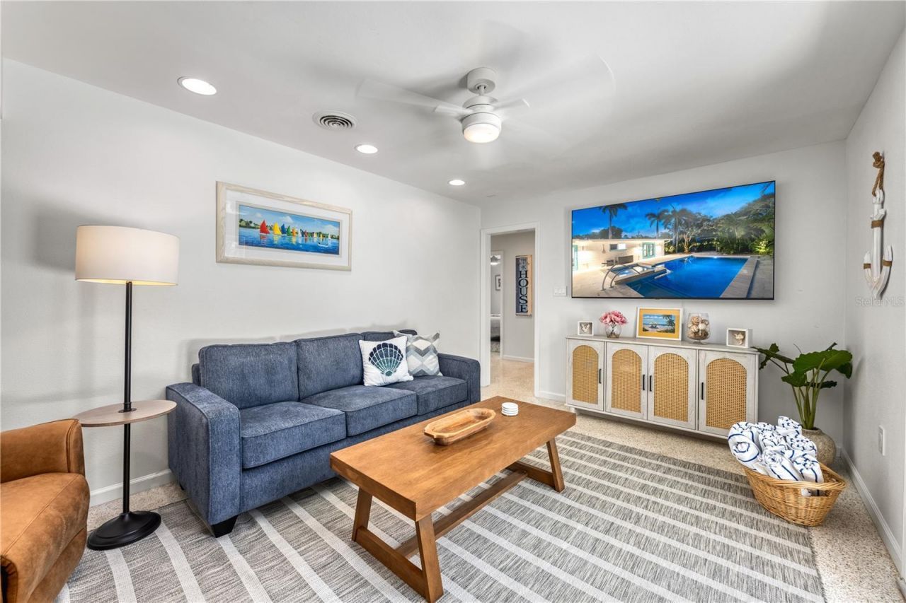 3360 Higel Avenue, Sarasota, FL 34242 Photo