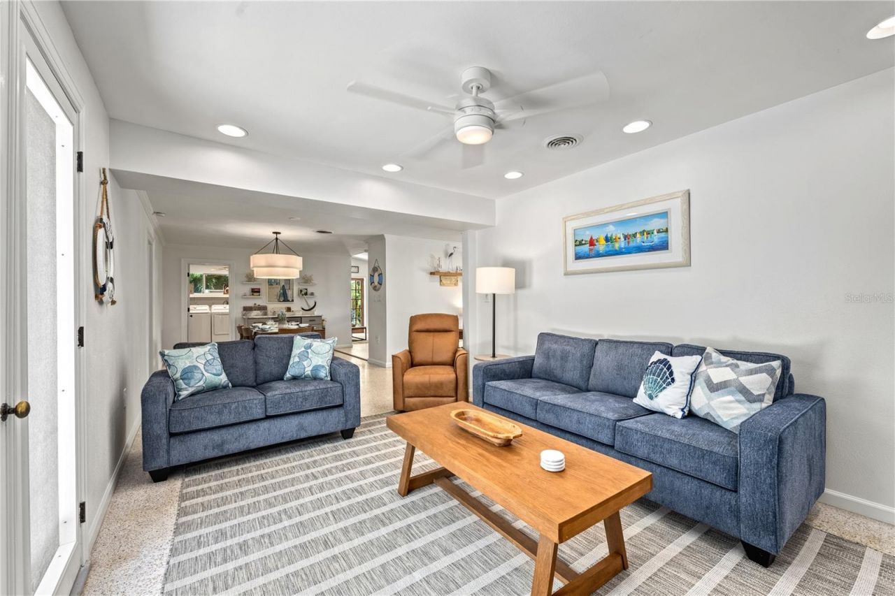 3360 Higel Avenue, Sarasota, FL 34242 Photo