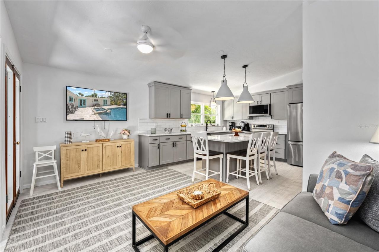 3360 Higel Avenue, Sarasota, FL 34242 Photo